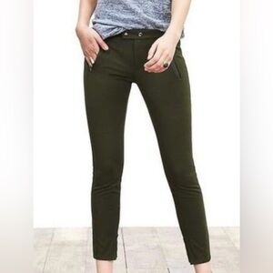 ✨ CLEAR OUT SALE ✨ Banana Republic Sloan Moto Crop Pants